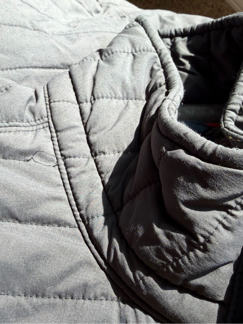 Men's Relwen Quilted Lightweight Jacket — Charcoal Grey - Picture 7 of 7